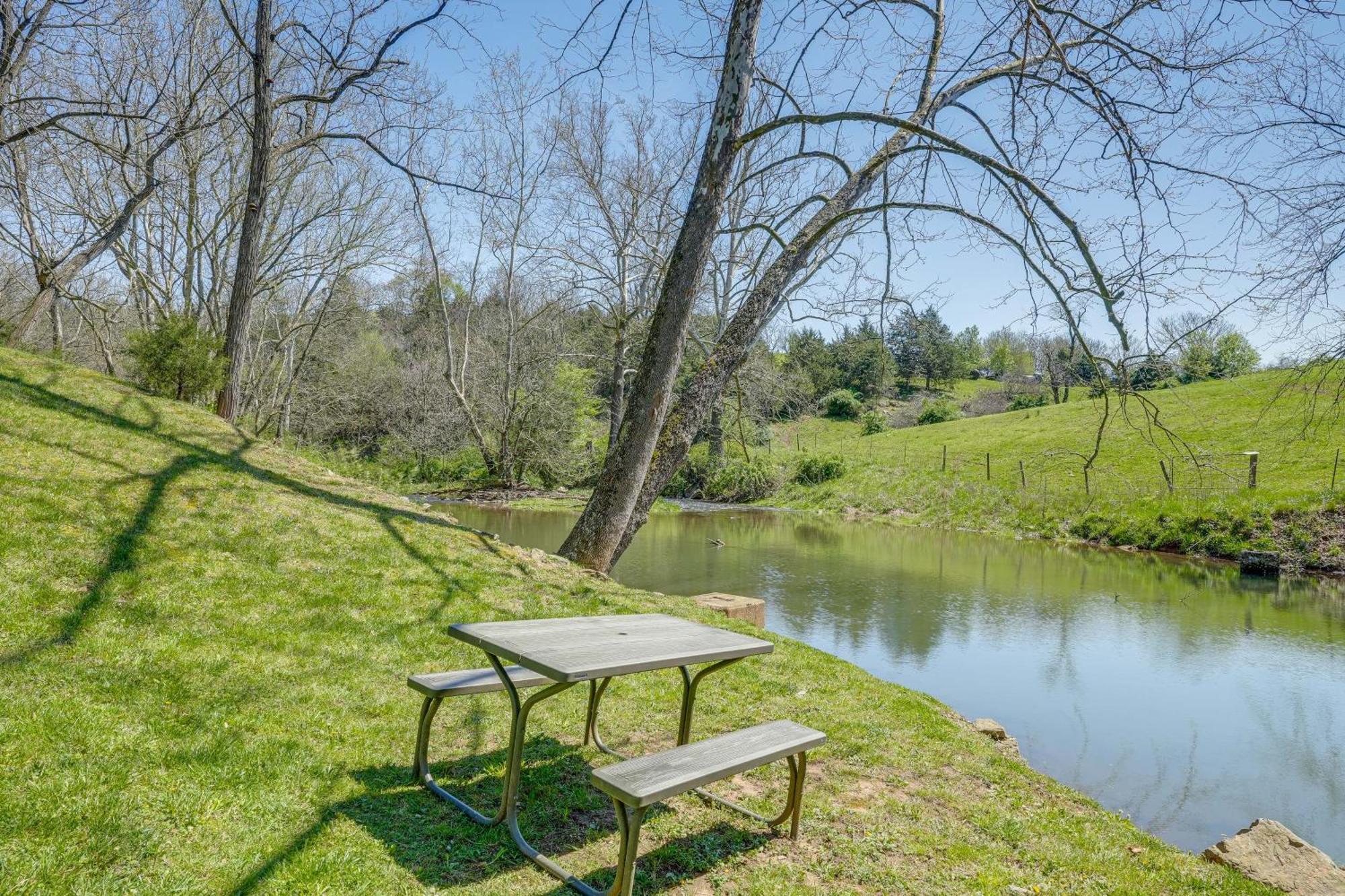 Waterfront Virginia Retreat With Canoe, Pets Welcome Rileyville ภายนอก รูปภาพ